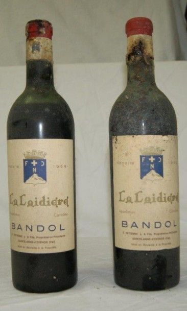 null 2 bouteilles de Bandol, La Laidiere, 1969. (étiquette sale, légérement abimée,...