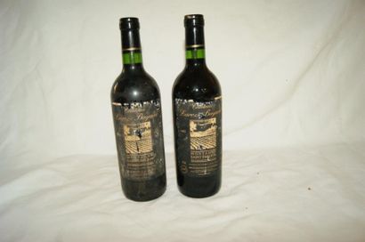 null 2 bouteilles de Montagne Saint Emilion, château Laroze Bayard, 1992 (étiquettes...