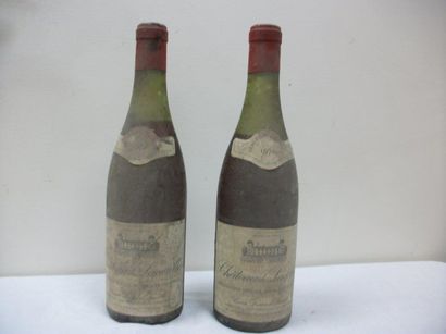 null 2 bouteilles de Beaujolais Villages, château de Lacarelle, 1974. (niveaux b...