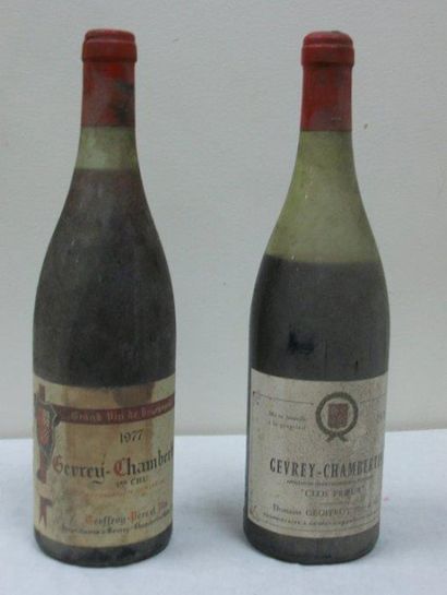 null 2 bouteilles de Gevrey Chambertin, Geoffroy, 1977 et 1978. (niveaux bas)