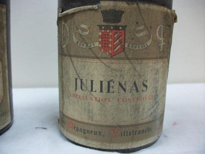null 2 bouteilles de Juliénas, Jacques Dépagneux, 1961 et 1966. (étiquettes sales...
