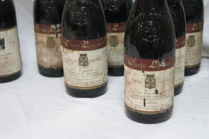 null Lot de 9 bouteilles comprenant deux bouteilles de Bourgogne Domaine du Chateau...