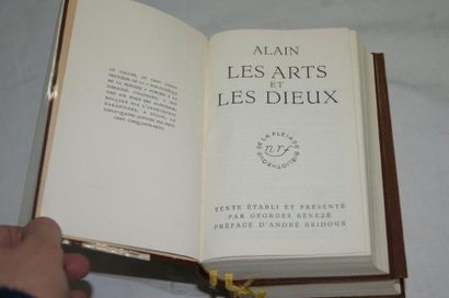 null ALAIN 3 volumes "Propos", "Les Passions et la Sagesse", "Les Arts et les Dieux"....