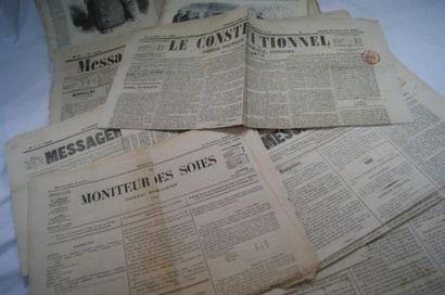 null Petit lot de journaux XIXe : "Le Constitutionnel", "Le Messager du Midi" "L'Illustration"...