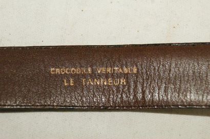 null Lot de ceintures dont Moreschi (cuir et nubuc, taille 95 / 38), 3 ceinture faaçon...