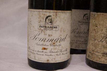 null Six bouteilles de Pommard ,Patriarche père et fils. 1985; etiquettes sales....