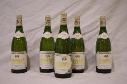 null 5 bouteilles de Vouvray Moelleux, domaine des Raisins dorés. 2003; une étiquette...