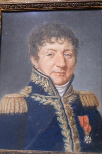null Ecole française vers 1830, Portrait du Général Etienne Brouard, Pastel. Cadre...