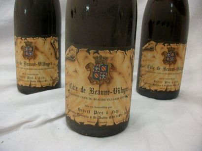 null 4 bouteilles de Côte de Beaune Villages, Hubert Père et Fils, 1982. (es, LB...