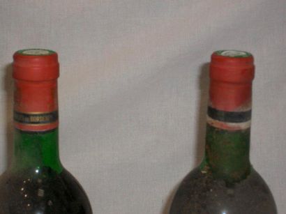 null 2 bouteilles de Saint Emilion Grand Cru Classé, château Grand Barrail, Lamazelle...