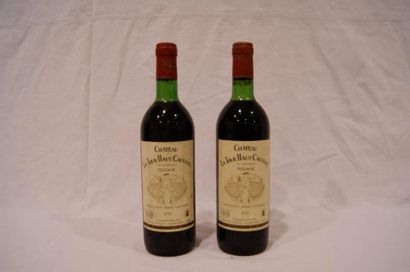 null 2 bouteilles de Médoc, Château Tour Haut Caussan, 1976. (LB)
