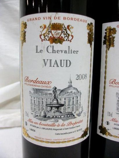 null 3 bouteilles de Bordeaux le Chevalier Viaud, 2008