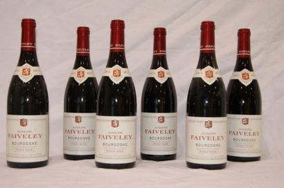 null 6 Bouteilles de Pinot Noir , Joseph FAIVELEY .2011