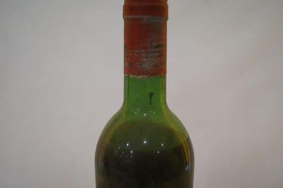 null 1 bouteille de Chateau Cheval Blanc, 1970 (es, B, capsule abimée)