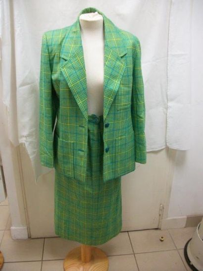 null Pierre BALMAIN Tailleur jupe en laine à tartan vert . T. 38/40 . TBE