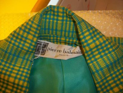 null Pierre BALMAIN Tailleur jupe en laine à tartan vert . T. 38/40 . TBE