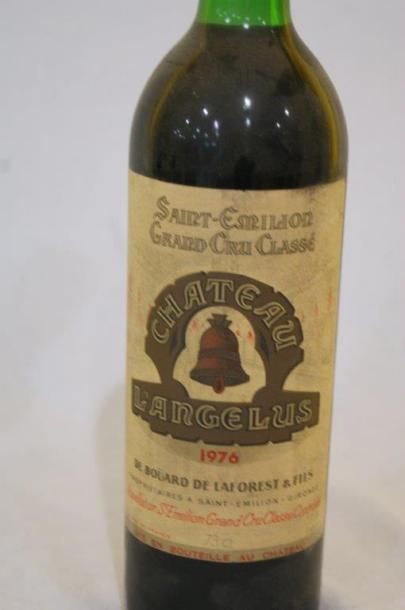 null 1 bouteille de Château L'Angélus, 1976 (LB)