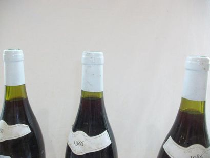 null 3 bouteilles de Santenay, André Cherrier, 1986. (LB, 1 étiquette abîmée)