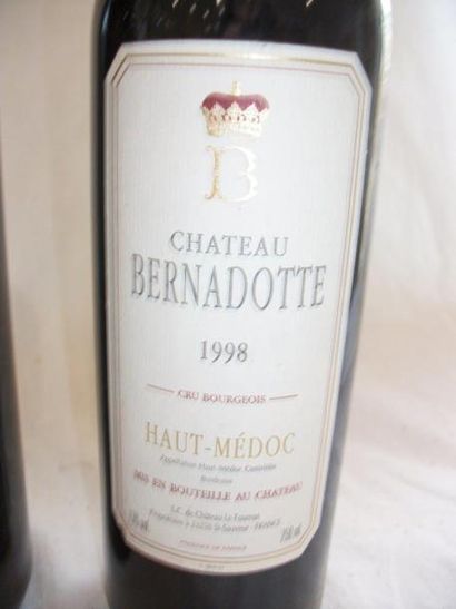 null 3 bouteilles de Haut Médoc, Château Bernadotte, 1998.