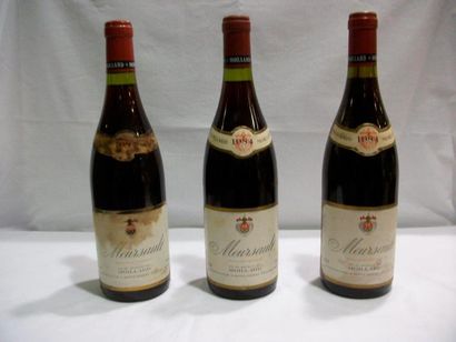 null 3 bouteilles de Meursault Rouge, Moillard, 1984 (une étiquette tachée)