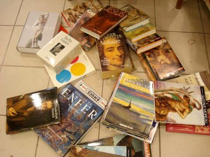 null Lot de livres d'ART : Mobilier Art Déco, Sculpture, Gauguin, Vinci, Van Gogh,...