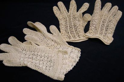 null Lot de deux paires de gants en crochet T. 6 ½ et 7