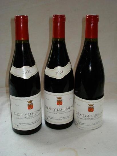 null 3 bouteilles de Chorey-les-Beaune, Les Beaumont, 2004. (1 étiquette décollé...