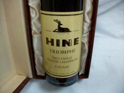 null 1 bouteille de Cognac Hine, Triomphe, Très vieille Grande Champagne. 70 cl....