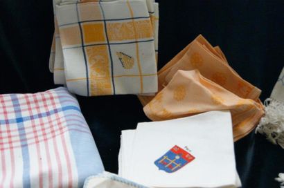 null Lot de nappe et serviettes en coton (BE)