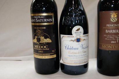 null Lot de 6 bouteilles de vin rouge : Médoc (Château Saint-Saturnin, 1993), Bordeaux...