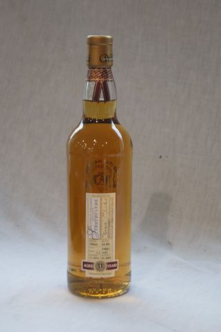 null 1 bouteille de whisky Duncan Taylor Strachclyde Distillery. 1973 (mis en bouteille...