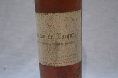 null 1 bouteille de Château de Lucques, 1951. (els, B)