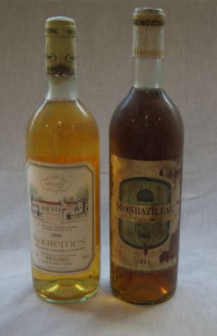 null 1 bouteille de Monbazillac, 1971 (esa, LB, capsule abîmée) On y joint une bouteille...