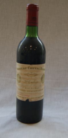 null 1 bouteille de Château Cheval Blanc, 1970 (ela,LB)