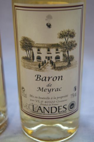 null Lot de 3 bouteilles : 2 de Côtes du Roussillon, Sang et Or, 2011 / 1 de Baron...