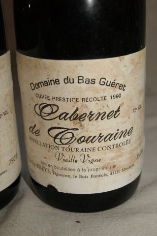 null 4 bouteilles de Cabernet de Tourraine, domaine du Bas Gueret, 1990 (els)