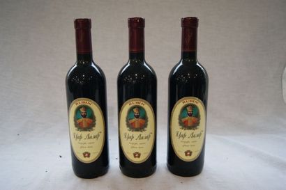 null 3 bouteilles de vin rouge Serbe, "Rubin"