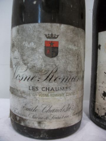 null 2 bouteilles de Vosne Romanée, Les Chaumes, Emile Chandesais (1976), (esa, ...