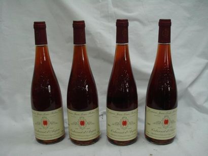 null 4 bouteilles de Cabernet d'Anjou, 2005.