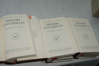 null Encyclopédie de La Pléiade, "Histoire universelle" Tome 1 (1987), tome 2 (1986),...