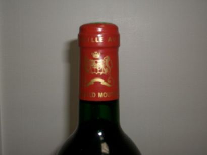 null 1 bouteille de Pauillac, Mouton Rothschild, 1988.
