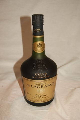 null 1 bouteille de cognac Gaston de Lagrange. 70 cl.