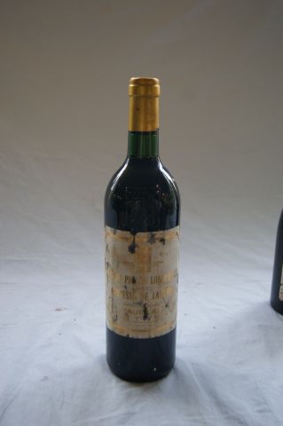 null 1 bouteille de Pauillac, Château Pichon Longueville, 1993. (esla, LB)