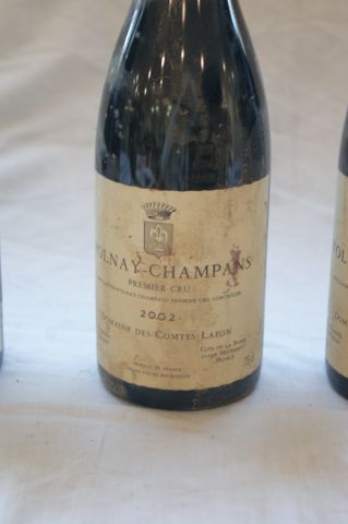 null 3 bouteilles de Volnay, Champans 1er Cru, Comte Lafon, 2002.