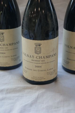 null 4 bouteilles de Volnay, Champans 1er Cru, Comte Lafon, 2004.
