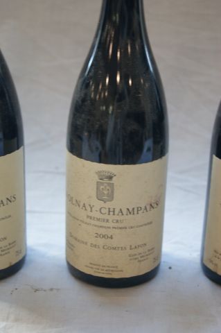 null 3 bouteilles de Volnay, Champans 1er Cru, Comte Lafon, 2004.