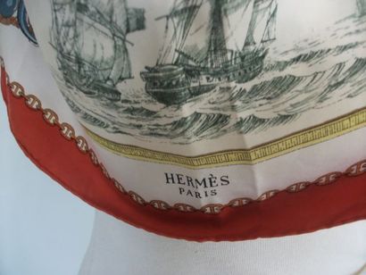 null HERMES Carré de soie "La Vieille Marine". Signé Ledoux. 85 x 85 cm TBE