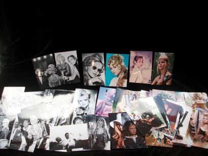 null Lot de photographies (retirages) de Brigitte Bardot.