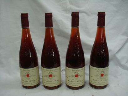 null 4 bouteilles de Cabernet d'Anjou, 2005.