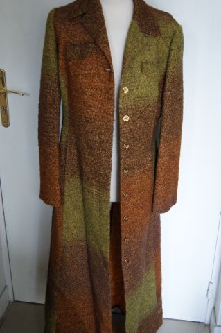 null Bazar de Christian LACROIX Manteau en laine et acétate. Taille 42.